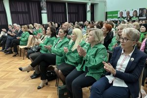 Žene SDA u Donjem Vakufu organizirale tribinu “Snaga žene u izbornom procesu”